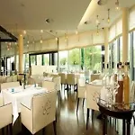 Adrema Hotel